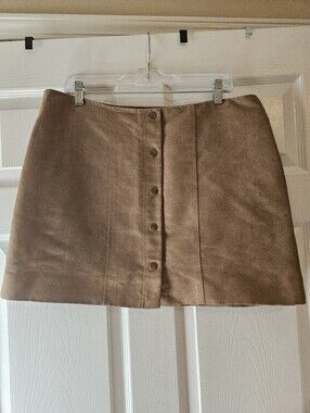 Old Navy Women’s Tan Suede Button-Front Mini Skirt